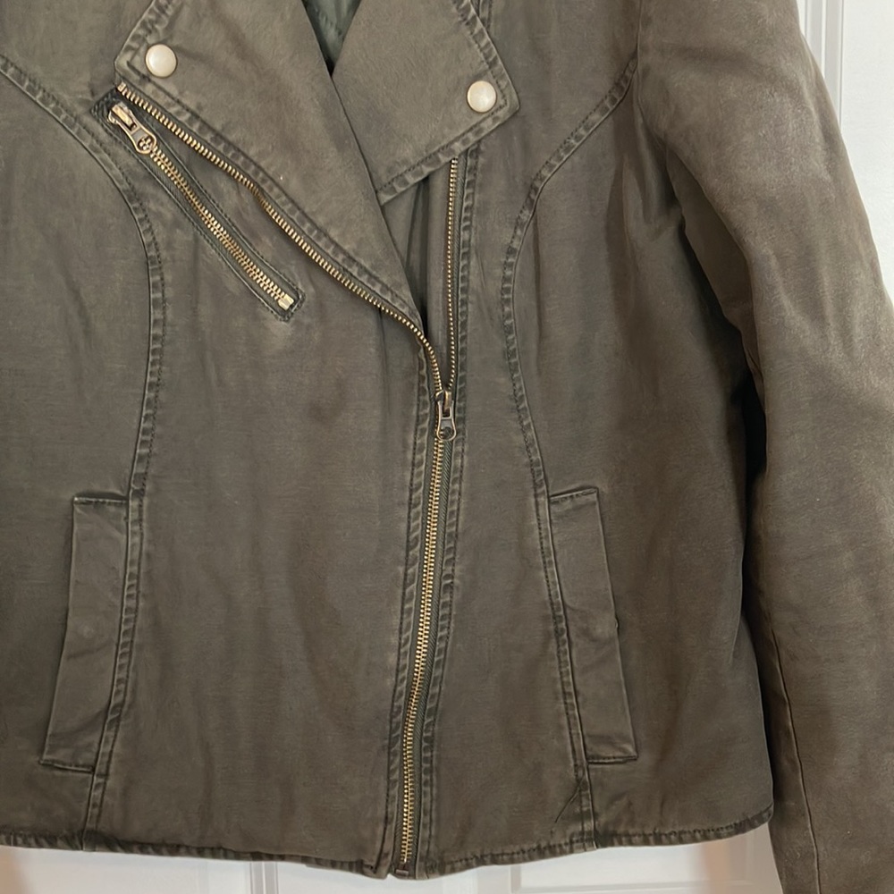 G H Bass Jacket View 3